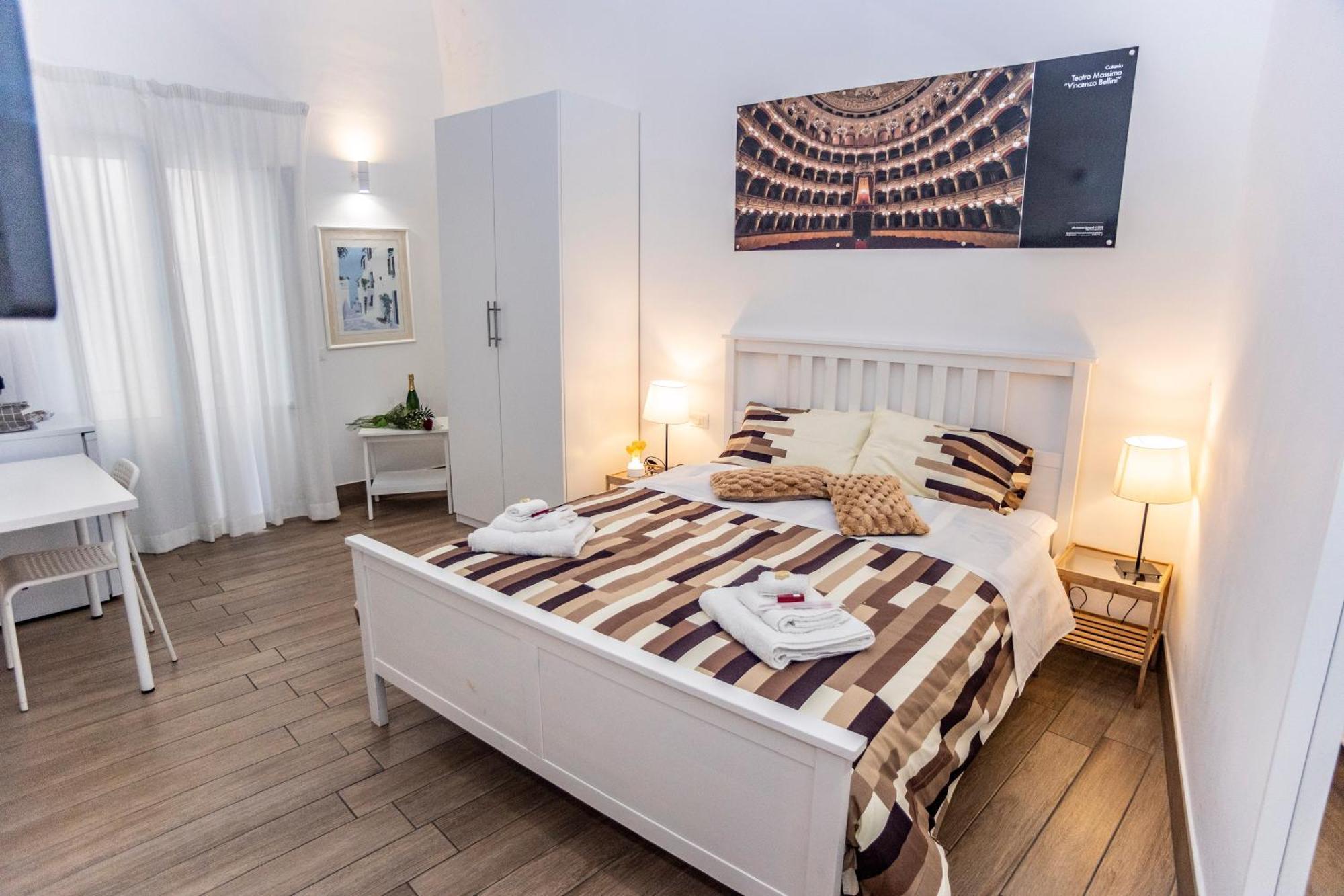 Katane' Room'S Katania Zewnętrze zdjęcie